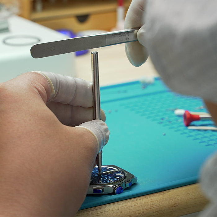 Sound Of Nature Big Date Ocean Blue Hammer Chiming Limited Edition Automatic Watch