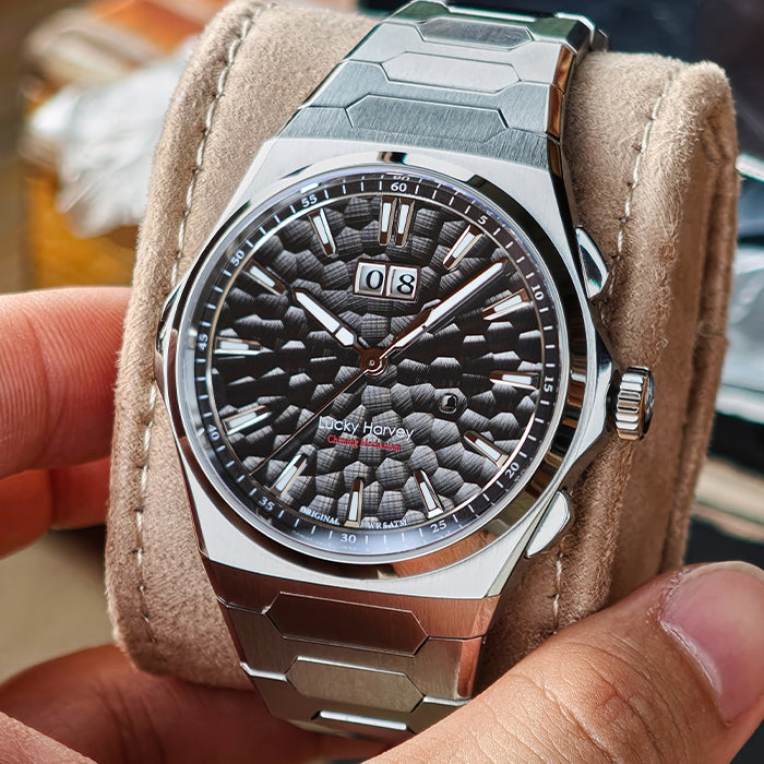 Hammer Dial Big Date Automatic Winding Black Chiming Watch