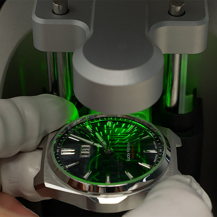 Hammer Dial Big Date Automatic Winding Black Chiming Watch